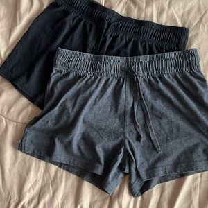 2-pack lounge-activewear shorts from Reebok.